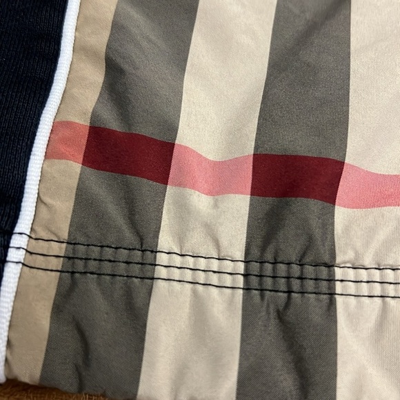 Burberry Vintage Check-Panel Shorts size 10 - Picture 8 of 9